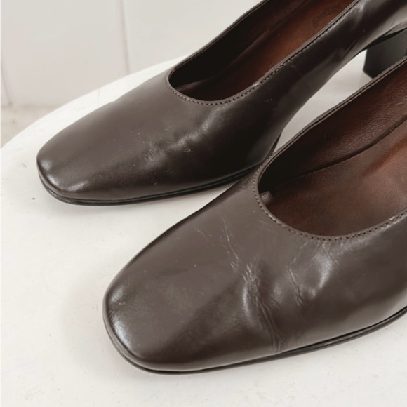 Etienne Aigner Vintage Heels Chocolate Brown Leather Square Toe Block Heel 7.5 - Picture 9 of 13